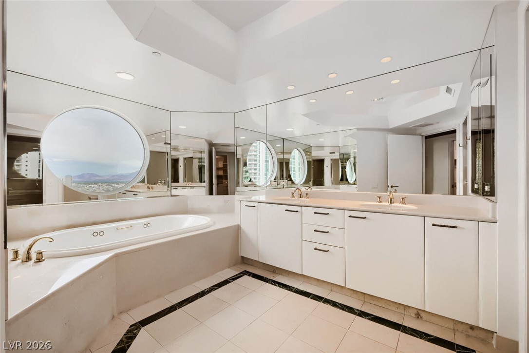 2877 Paradise Road 1404 Las Vegas NV 89109