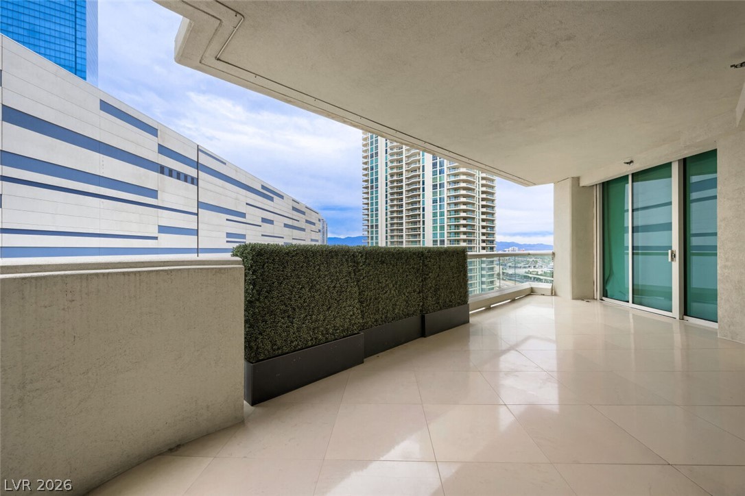 2877 Paradise Road 1404 Las Vegas NV 89109