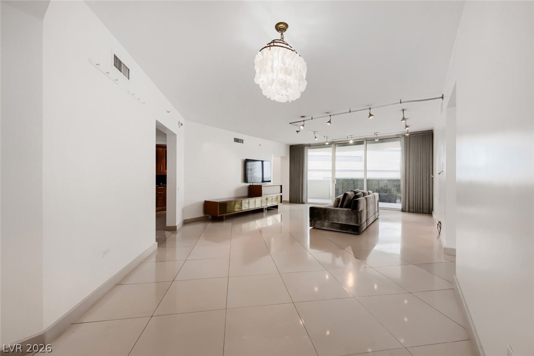 2877 Paradise Road 1404 Las Vegas NV 89109
