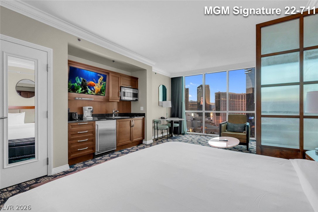 135 East Harmon Avenue 2211 Las Vegas NV 89109
