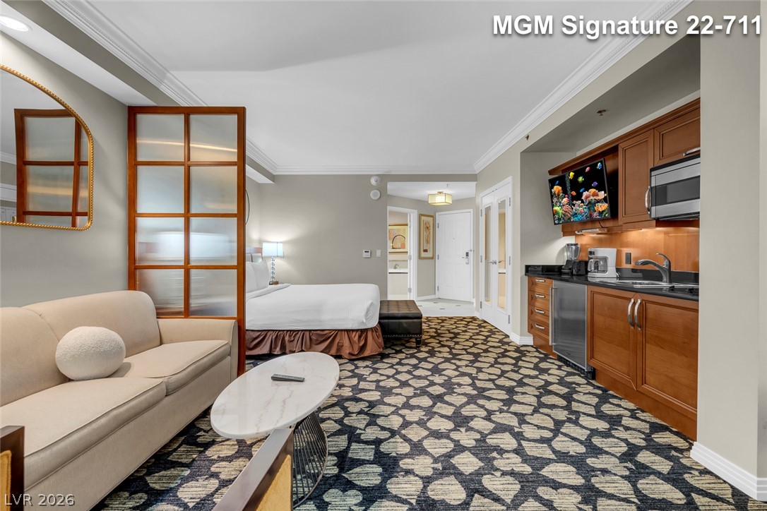 135 East Harmon Avenue 2211 Las Vegas NV 89109