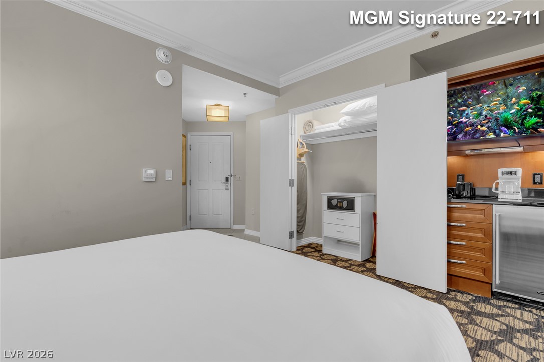 135 East Harmon Avenue 2211 Las Vegas NV 89109