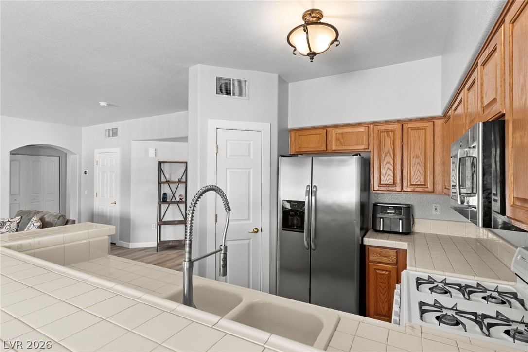4940 Black Bear Road 101 Las Vegas NV 89149