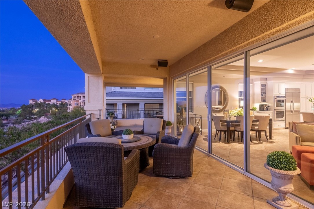 9204 Tesoras Drive 202 Las Vegas NV 89144