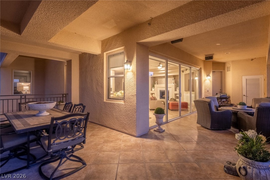 9204 Tesoras Drive 202 Las Vegas NV 89144
