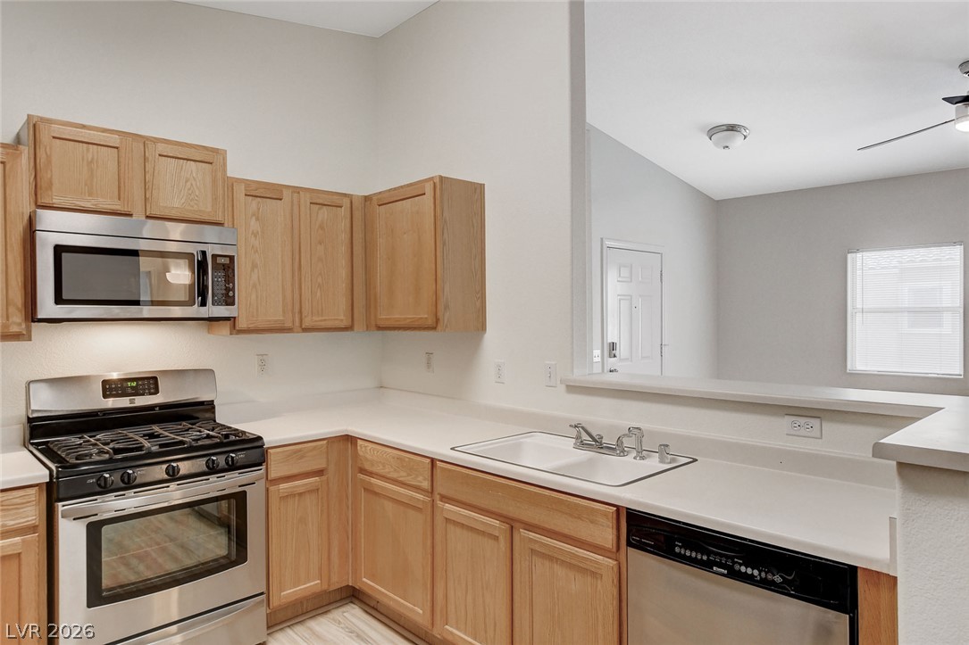 2052 Quarry Ridge Street 201 Las Vegas NV 89117