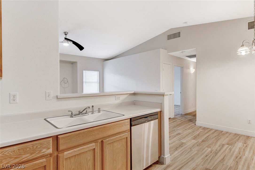 2052 Quarry Ridge Street 201 Las Vegas NV 89117