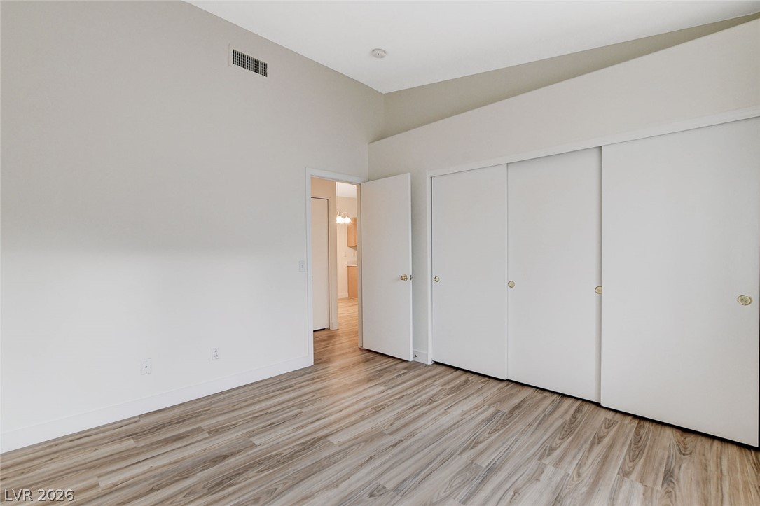 2052 Quarry Ridge Street 201 Las Vegas NV 89117