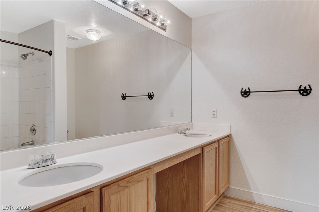2052 Quarry Ridge Street 201 Las Vegas NV 89117