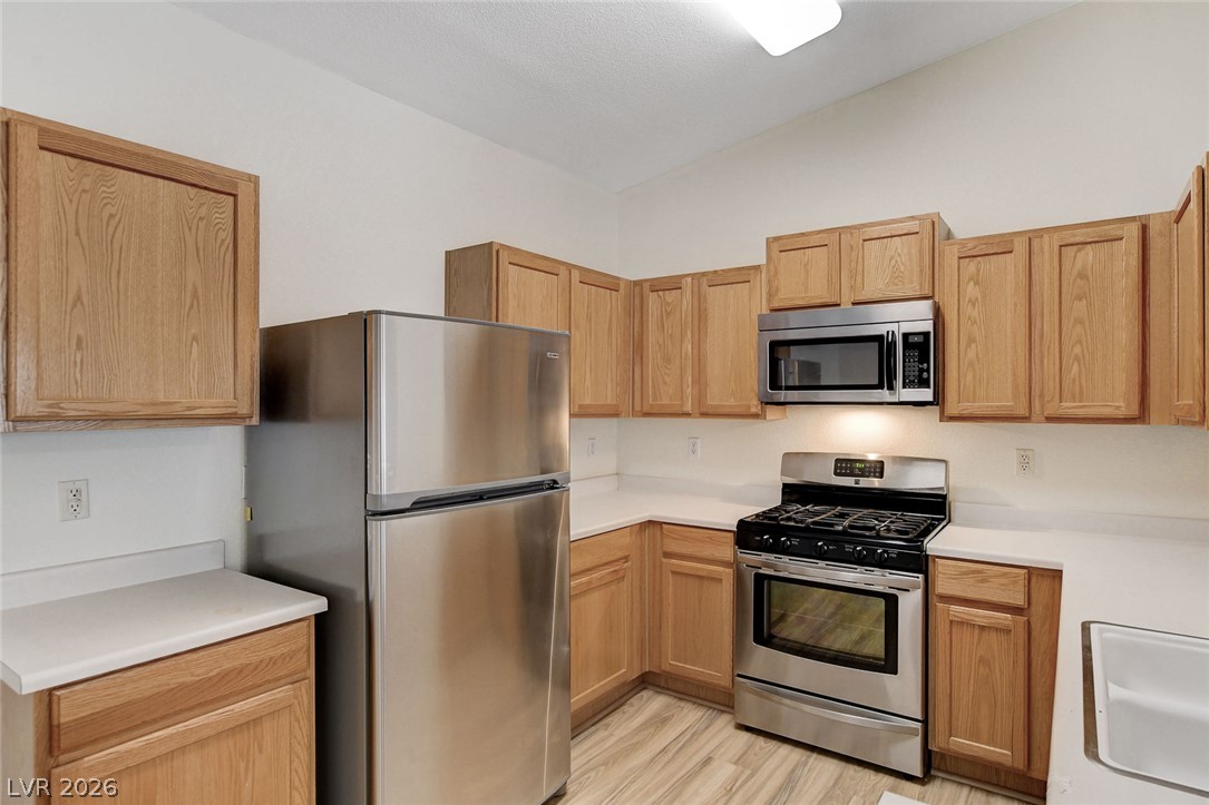 2052 Quarry Ridge Street 201 Las Vegas NV 89117