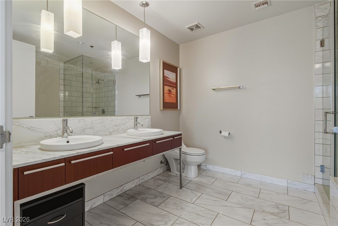 4471 Dean Martin Drive 3208 Las Vegas NV 89103
