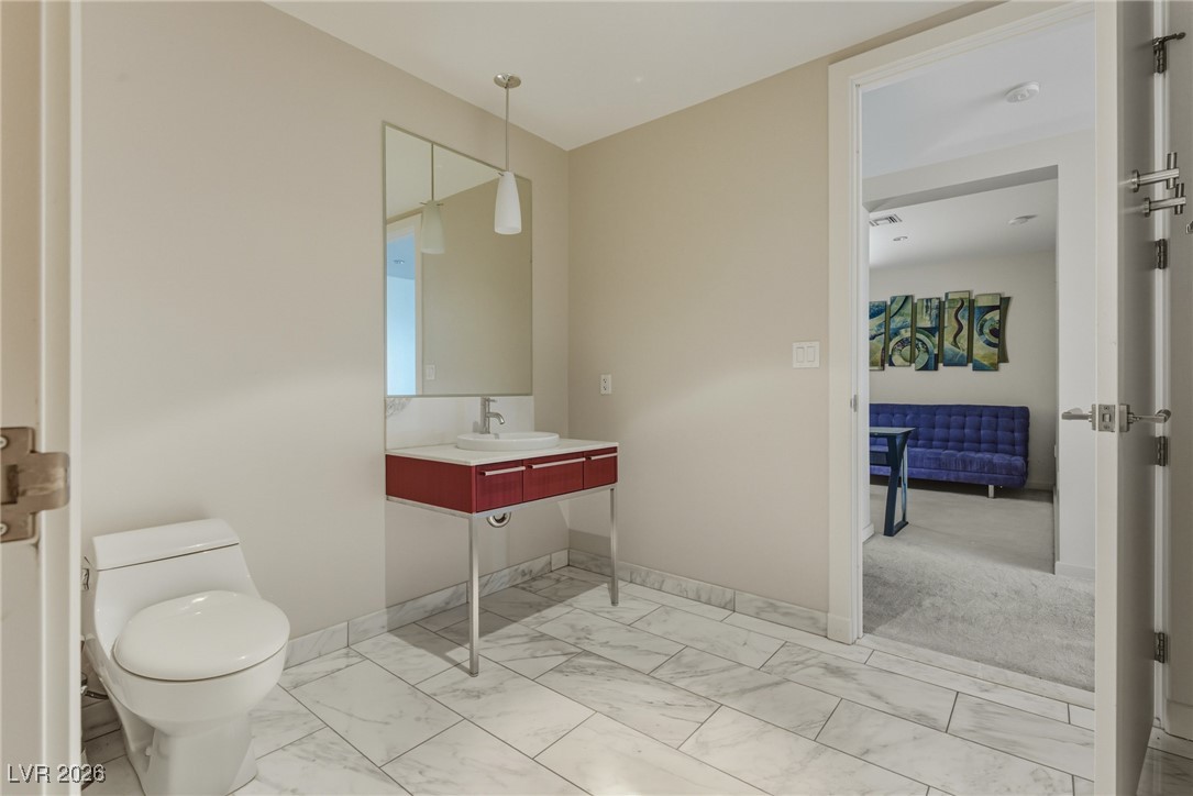 4471 Dean Martin Drive 3208 Las Vegas NV 89103