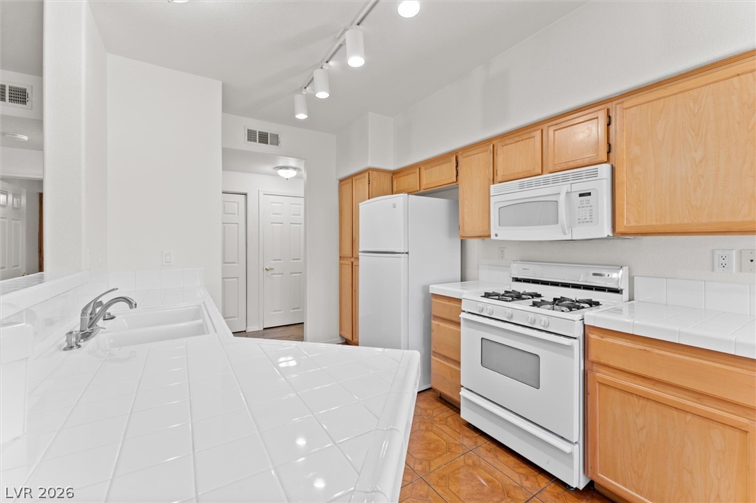 1050 East Cactus Avenue 1031 Las Vegas NV 89183