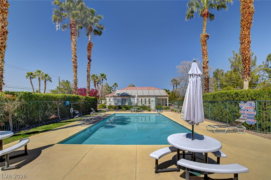 5424 Tassara Way 102 Las Vegas NV 89108