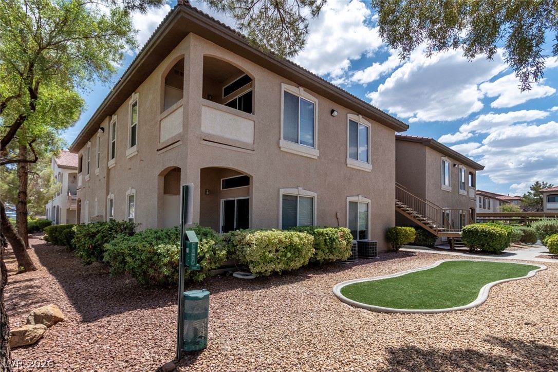 2305 West Horizon Ridge Parkway 3813 Henderson NV 89052