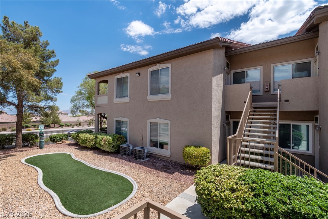 2305 West Horizon Ridge Parkway 3813 Henderson NV 89052