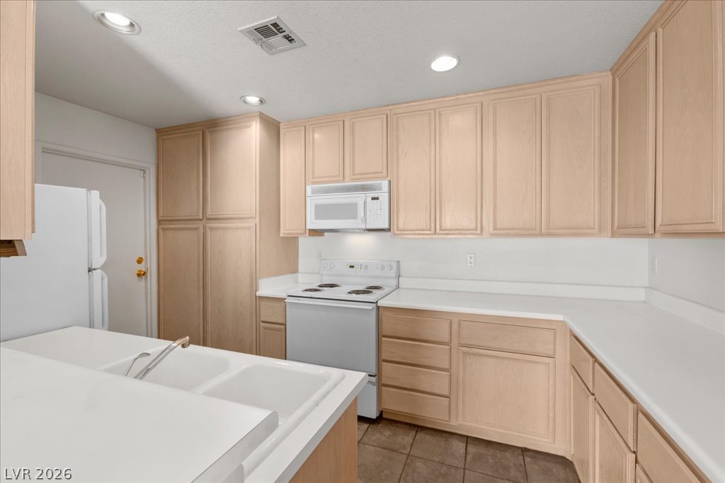 5424 Paul Kurtz Way 106 Las Vegas NV 89108