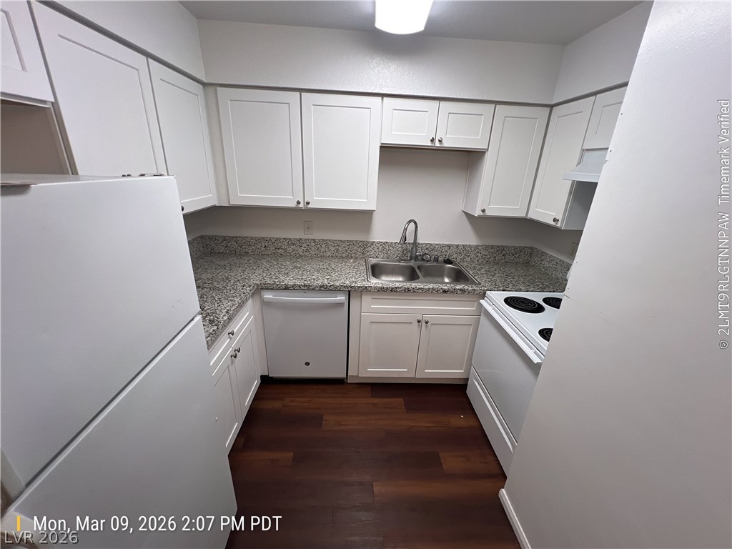 3151 Soaring Gulls Drive 1158 Las Vegas NV 89128