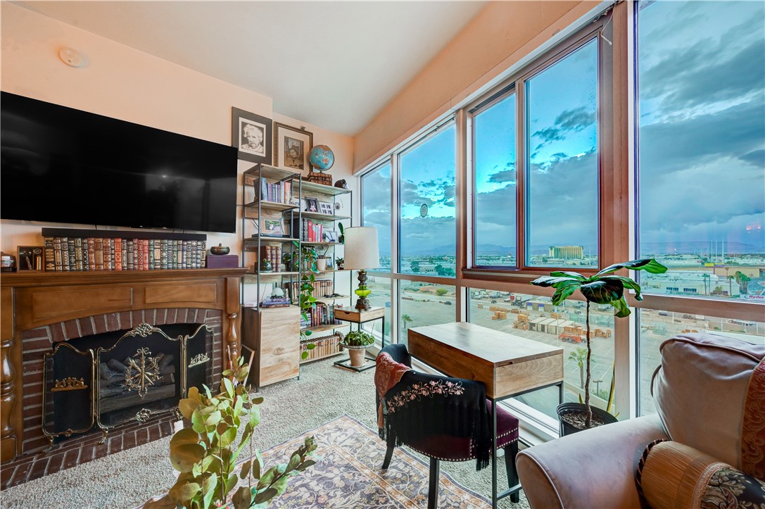 4525 Dean Martin Drive 802 Las Vegas NV 89103