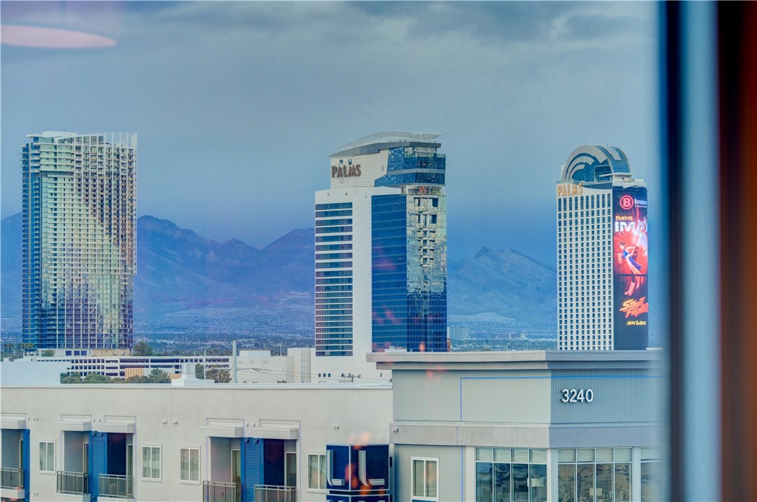 4525 Dean Martin Drive 802 Las Vegas NV 89103