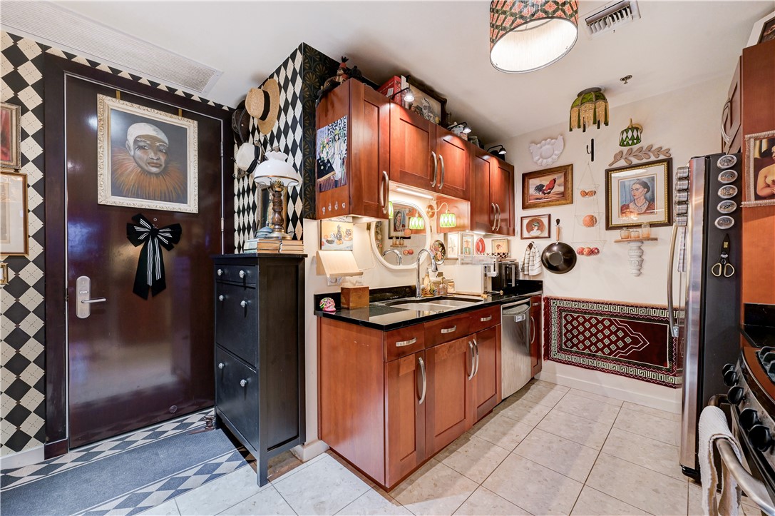 4525 Dean Martin Drive 802 Las Vegas NV 89103