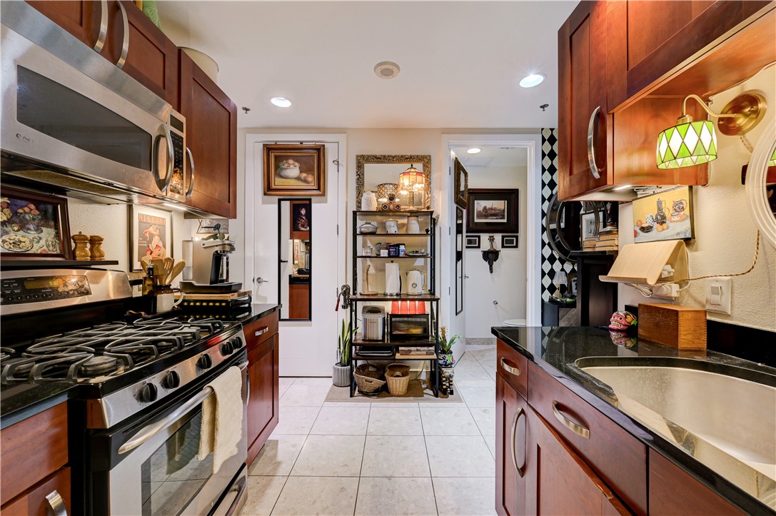 4525 Dean Martin Drive 802 Las Vegas NV 89103