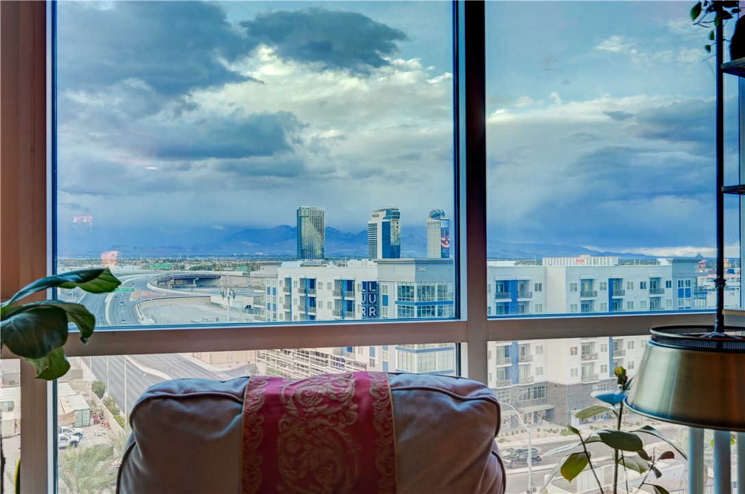 4525 Dean Martin Drive 802 Las Vegas NV 89103