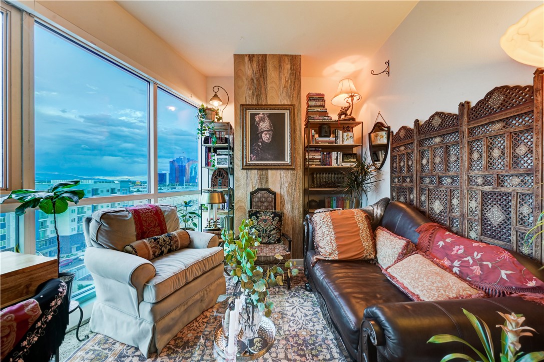 4525 Dean Martin Drive 802 Las Vegas NV 89103