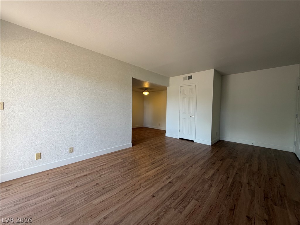 5098 River Glen Drive 215 Las Vegas NV 89103