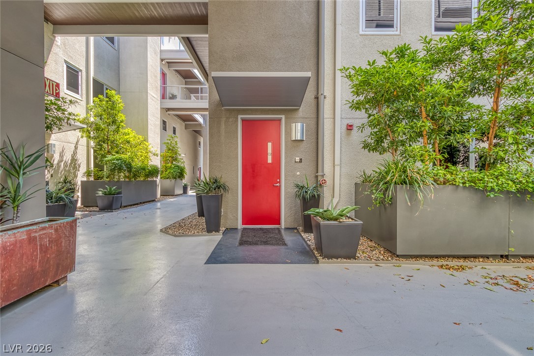 11441 Allerton Park Drive 208 Las Vegas NV 89135
