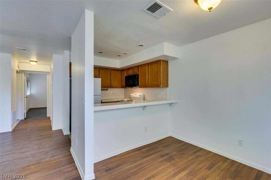 2220 Pine Breeze Lane 103 Las Vegas NV 89119
