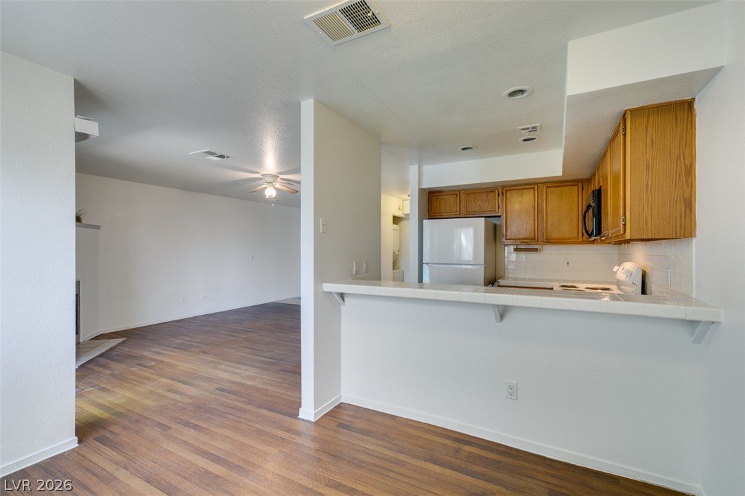 2220 Pine Breeze Lane 103 Las Vegas NV 89119