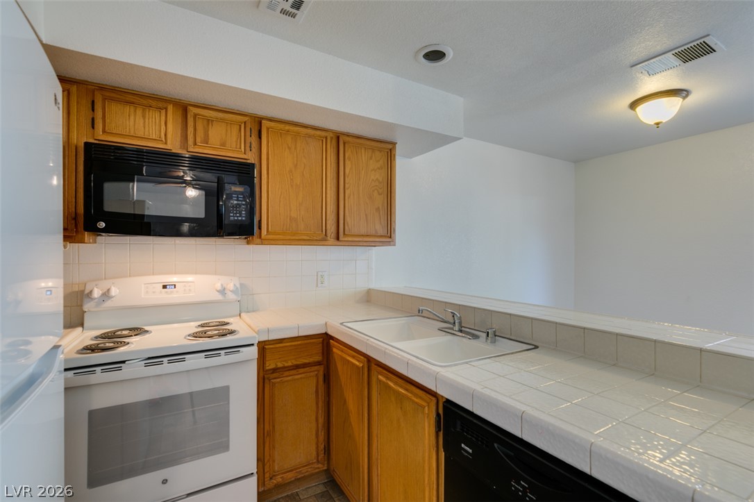 2220 Pine Breeze Lane 103 Las Vegas NV 89119