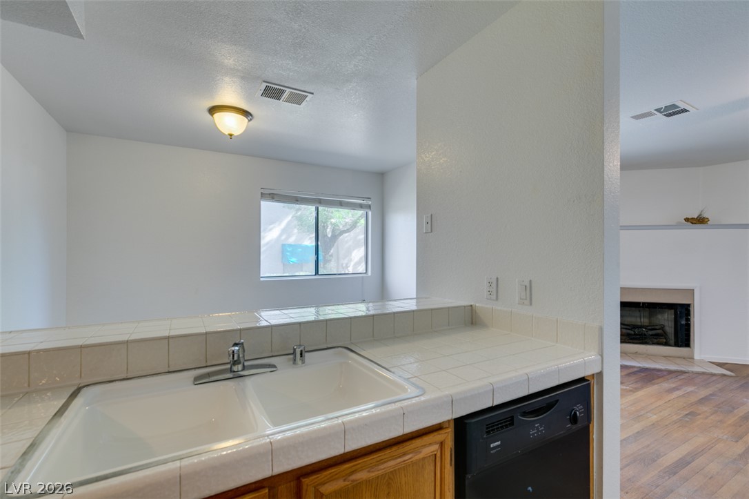 2220 Pine Breeze Lane 103 Las Vegas NV 89119
