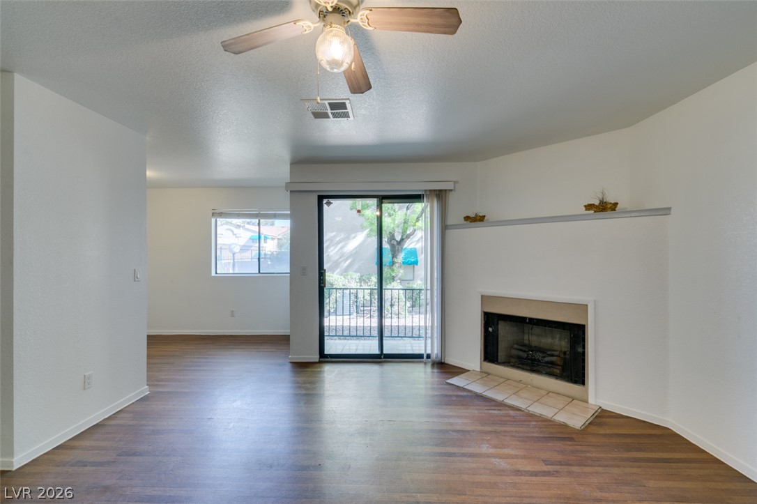 2220 Pine Breeze Lane 103 Las Vegas NV 89119
