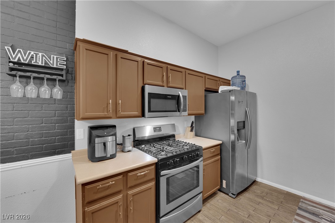 2305 West Horizon Ridge Parkway 3512 Henderson NV 89052