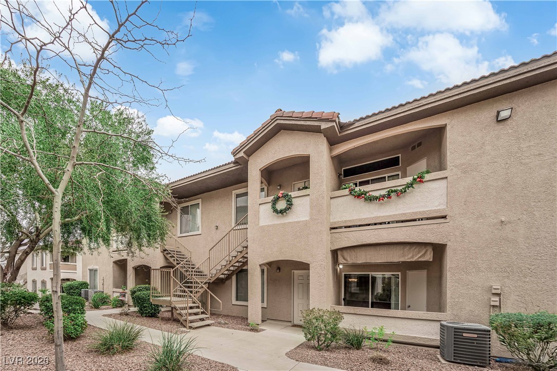 2305 West Horizon Ridge Parkway 3512 Henderson NV 89052
