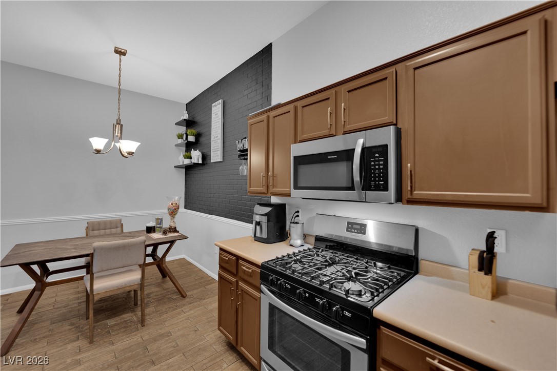 2305 West Horizon Ridge Parkway 3512 Henderson NV 89052