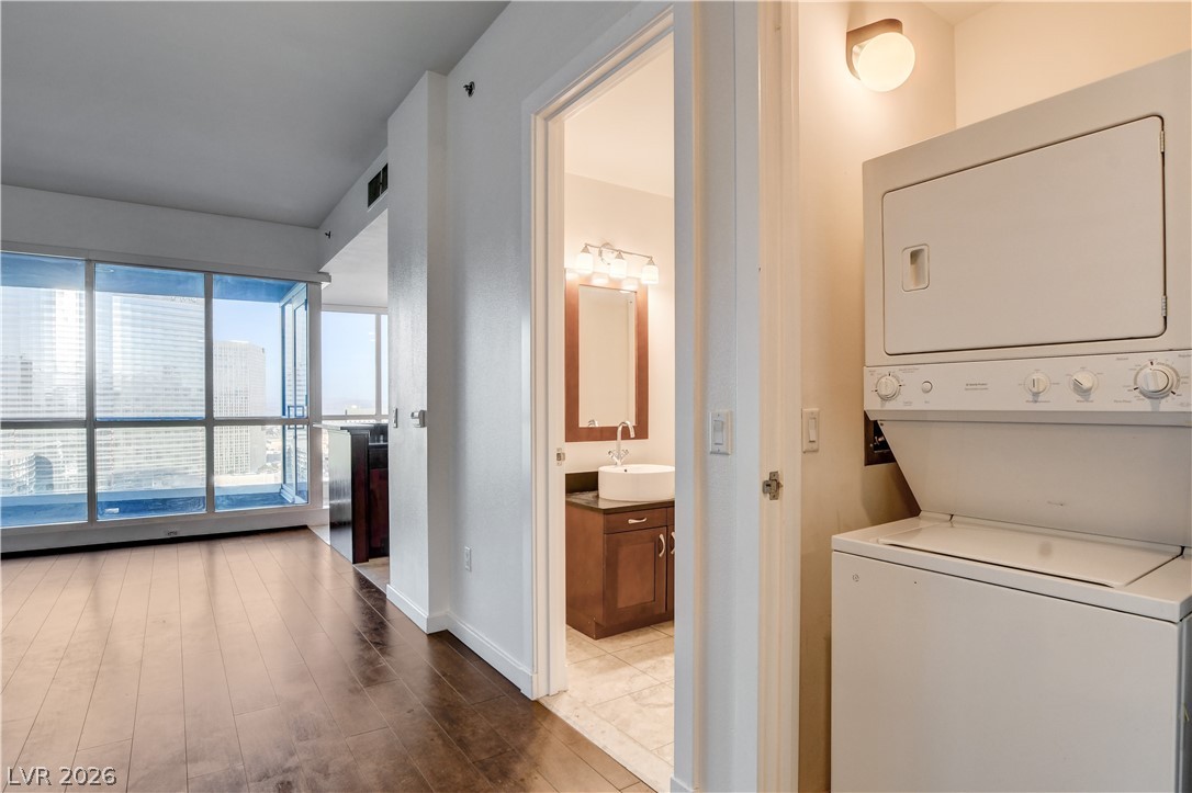4575 Dean Martin Drive 3007 Las Vegas NV 89103