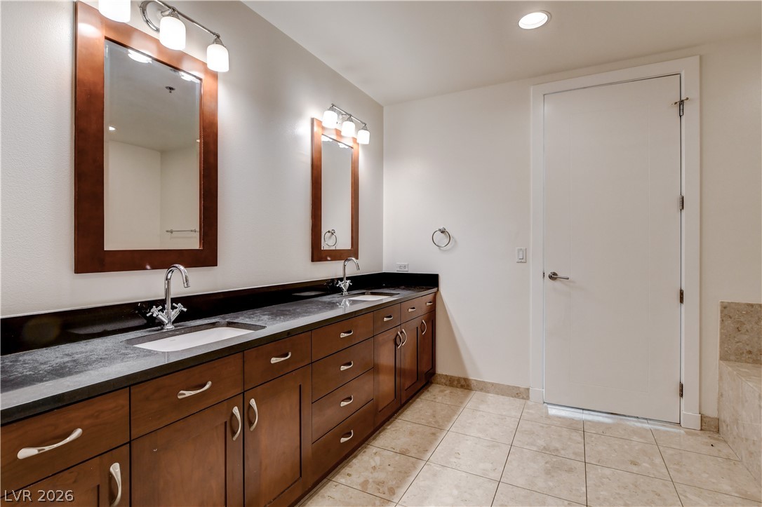 4575 Dean Martin Drive 3007 Las Vegas NV 89103