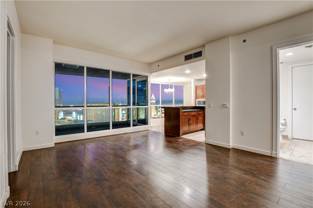 4575 Dean Martin Drive 3007 Las Vegas NV 89103