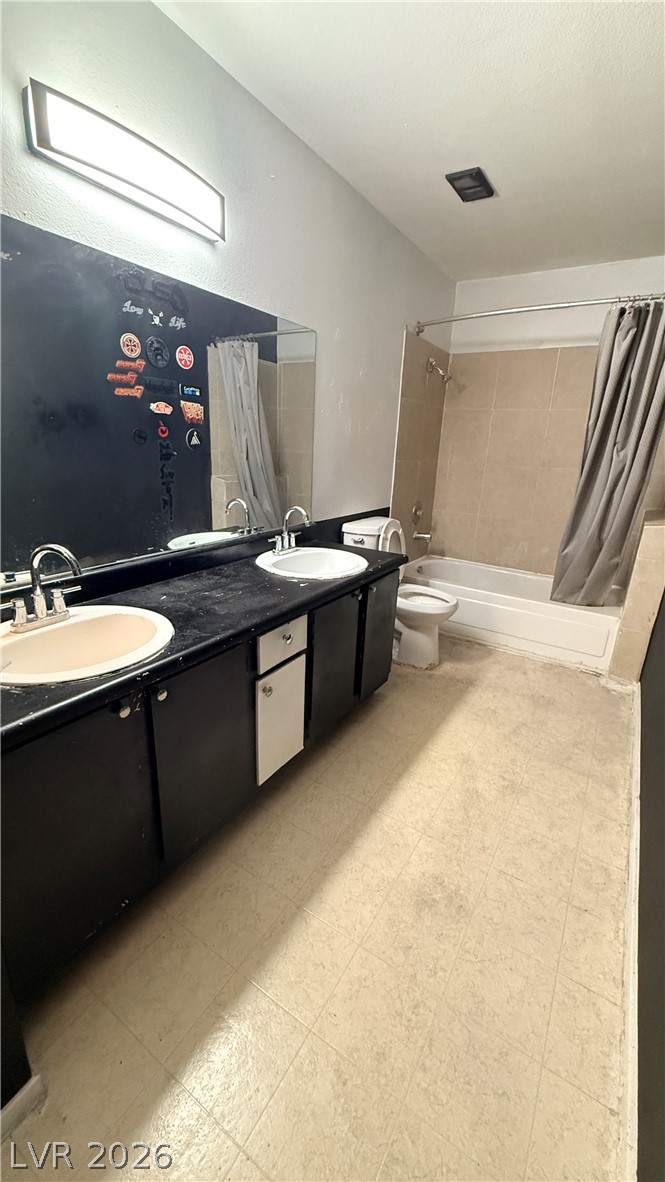 5161 Pioneer Avenue 202 Las Vegas NV 89146