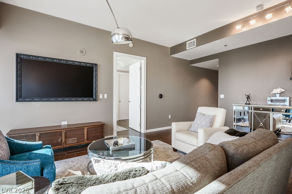 4471 Dean Martin Drive 2907 Las Vegas NV 89103