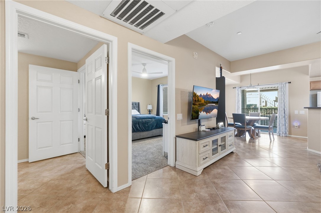 6868 Sky Pointe Drive 1073 Las Vegas NV 89131