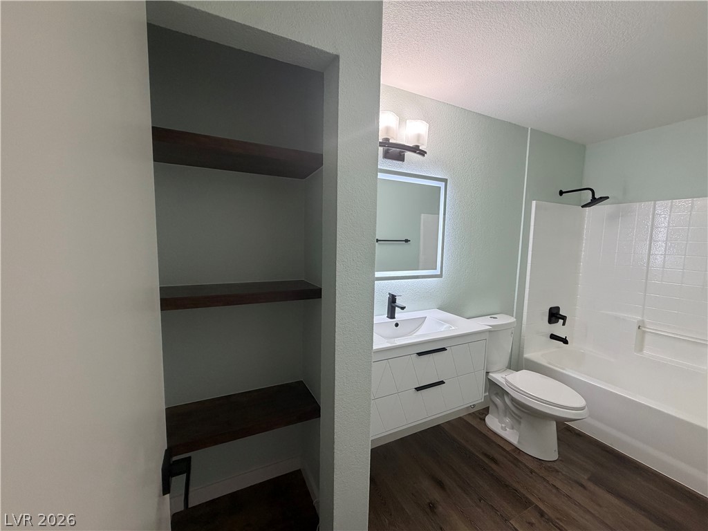 3136 Tarpon Drive 201 Las Vegas NV 89120