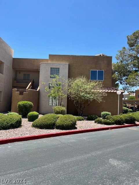 6853 Tamarus Street 104 Las Vegas NV 89119