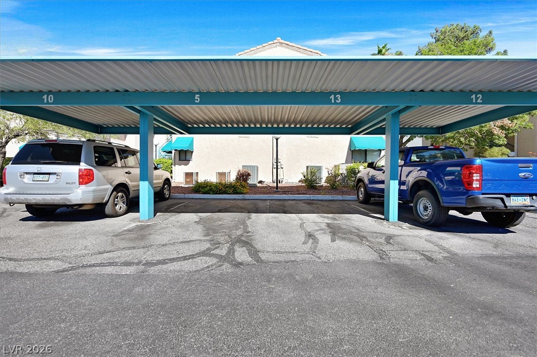 2180 Pinetop Lane 201 Las Vegas NV 89119