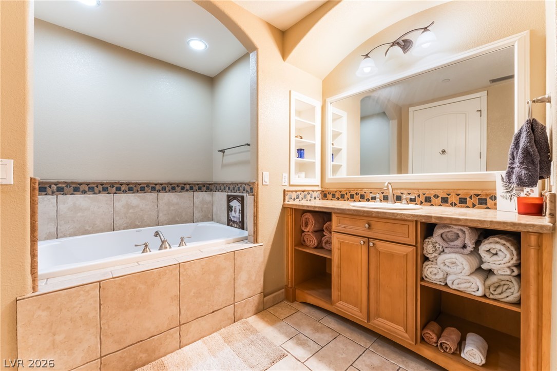 20 Via Visione 106 Henderson NV 89011