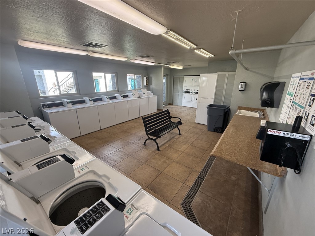 1455 East Katie Avenue L23 Las Vegas NV 89119