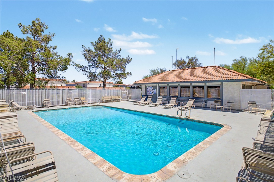929 Willow Tree Drive D Las Vegas NV 89128